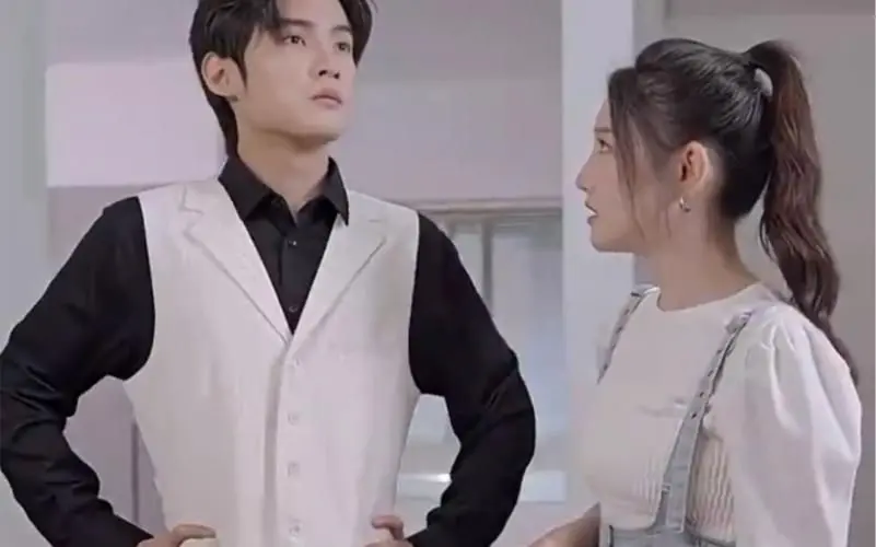 先婚后爱？《彩礼谈崩后我闪婚了豪门老公》：狗血剧情下的真香定律！